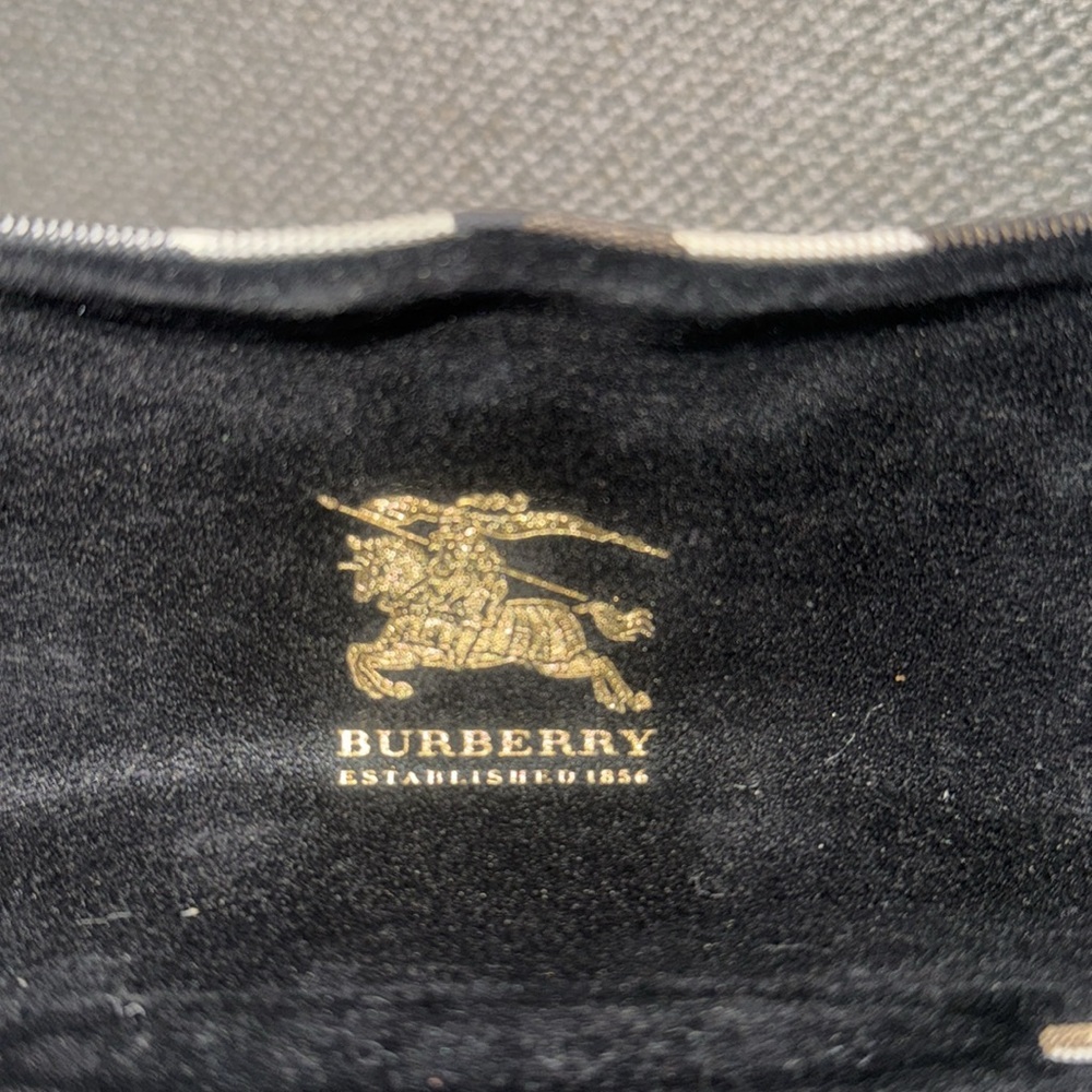 Burberry Authentic glasses sunglasses case - Picture 9 of 10